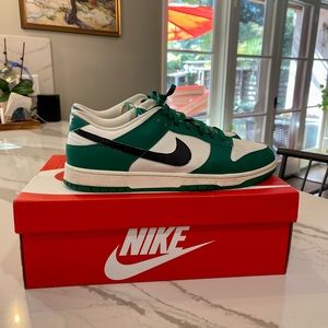 Nike Dunk Lottery Pack Sneakers Lows Green Streetwear